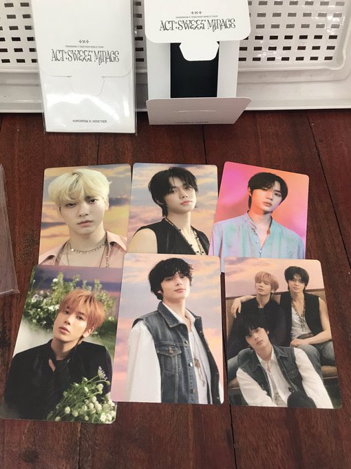 Koi_Min_Suga's tweet photo. การ์ดวันเกิดบอม ครบเซ็ต มี 2 เซ็ต เซ็ตละ 250 รวมส่ง (ซื้อมาเซ็ตละหกร้อยกว่าบาทค่ะ) มินิฟตก.สวีท เซ็ตละ 150 รวมส่งจ้า #แผงลอยโมอา #ตลาดนัดTXT #ตลาดนัดทีบายที #ตลาดนัดทีเร้ก https://t.co/Qp8bgfTjbd