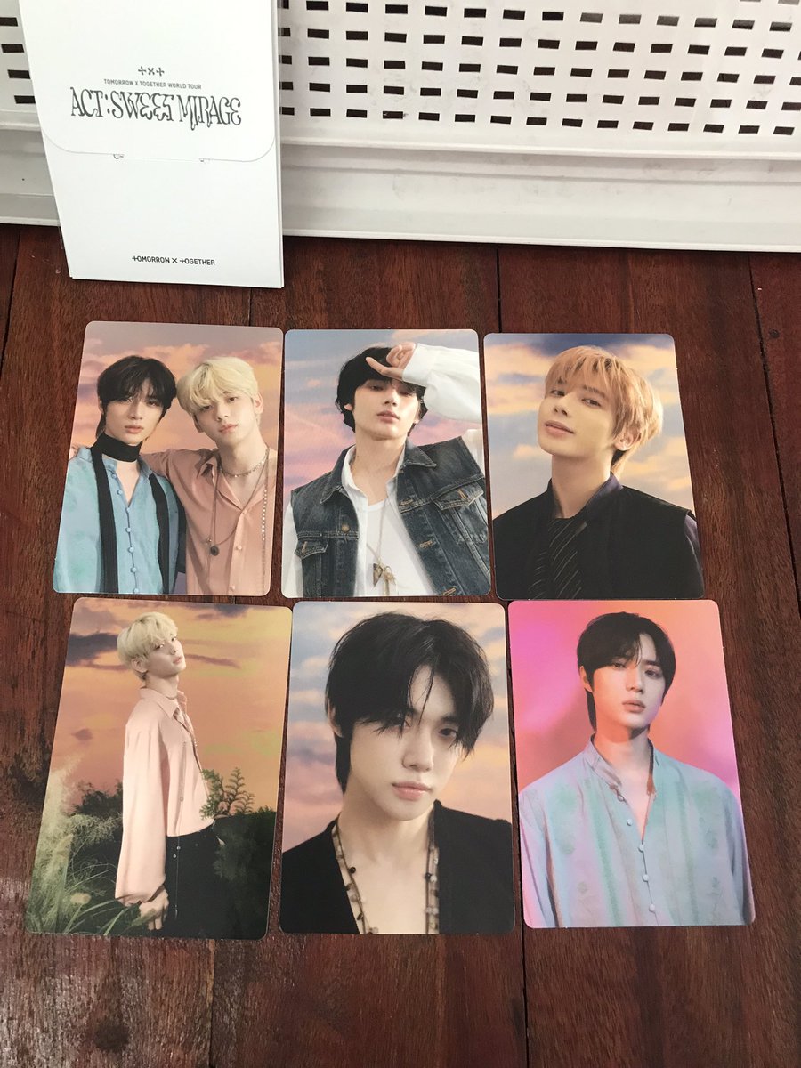 Koi_Min_Suga's tweet photo. การ์ดวันเกิดบอม ครบเซ็ต มี 2 เซ็ต เซ็ตละ 250 รวมส่ง (ซื้อมาเซ็ตละหกร้อยกว่าบาทค่ะ) มินิฟตก.สวีท เซ็ตละ 150 รวมส่งจ้า #แผงลอยโมอา #ตลาดนัดTXT #ตลาดนัดทีบายที #ตลาดนัดทีเร้ก https://t.co/Qp8bgfTjbd