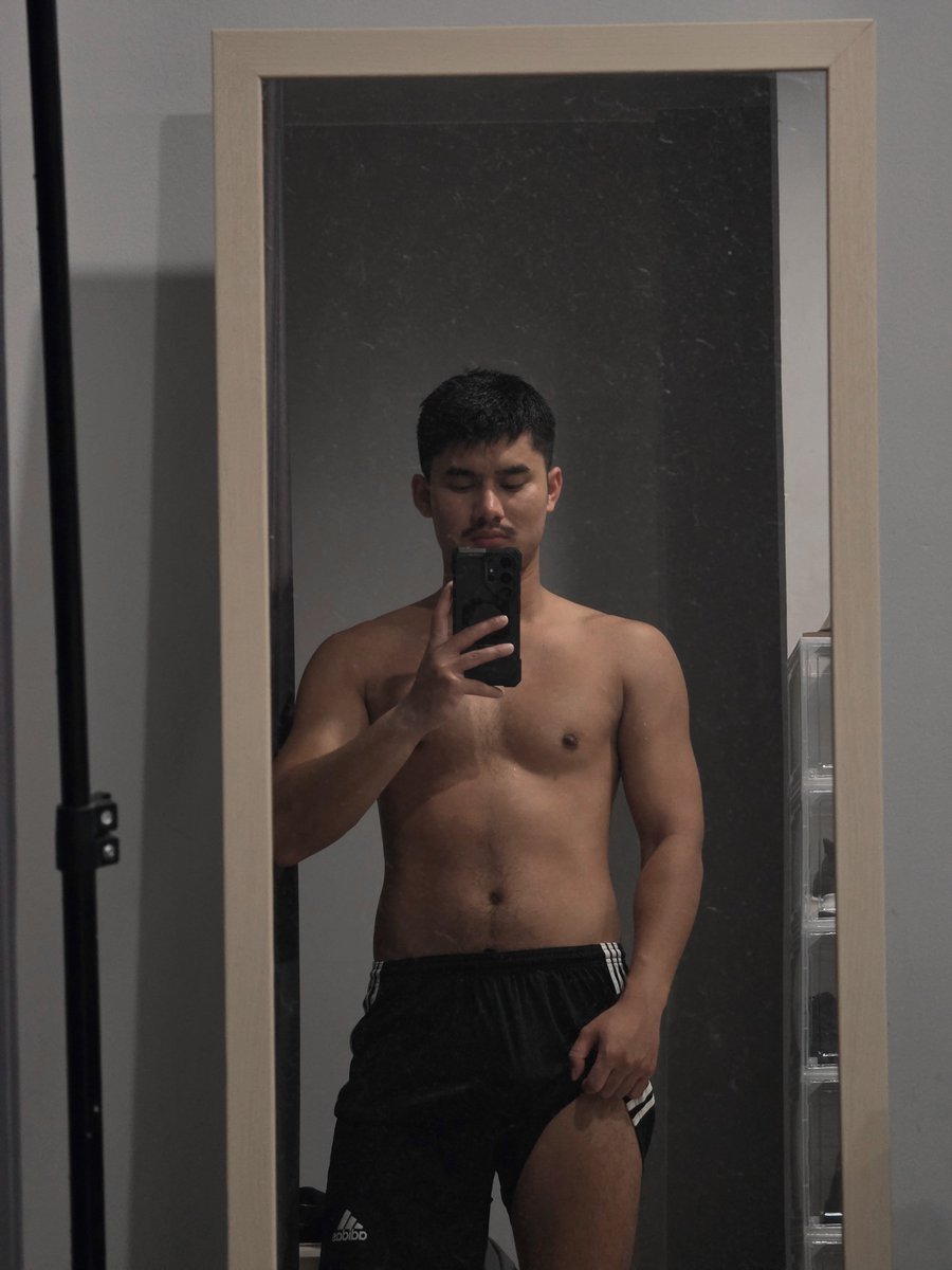 jxnelx9's tweet photo. รู้สึกไม่สบายตัว ช่วยหน่อยครับ https://t.co/BMS3xhrRC1
