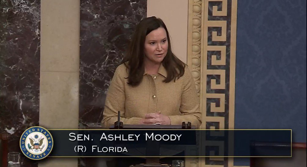 RedditCFB's tweet photo. Ashley Moody introduces her amendment to increase the conference cap from 19 to 20 teams. She references 4-0 USF and 4-0 Miami, as well as Florida State, as schools that might benefit. https://t.co/sSXb1k1KIW