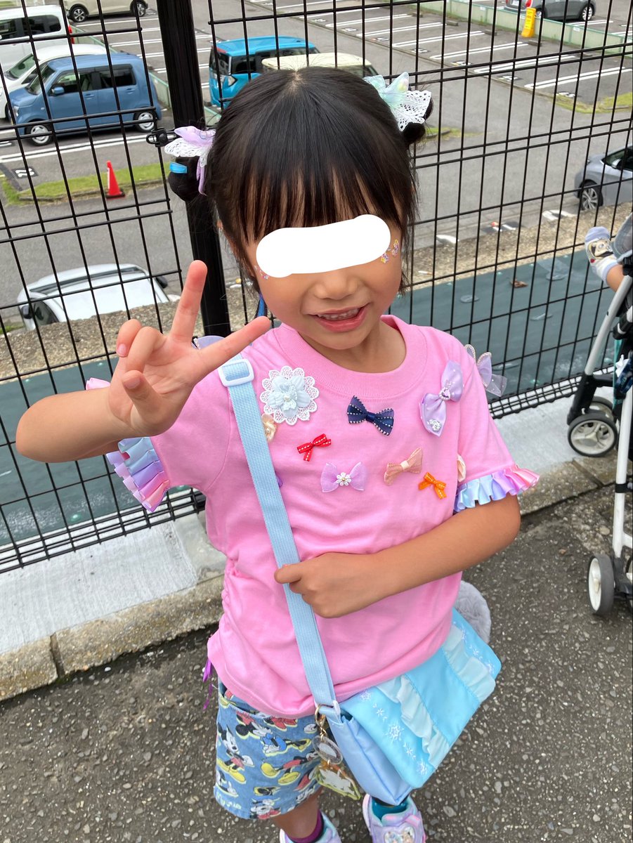 takekko_bb's tweet photo. 娘、2回目のダンス発表会だった〜今回は屋外で沢山知らないお客さんもいたのに緊張もせず楽しく踊ってて母はびっくりです。 https://t.co/aIUUbUsZc0