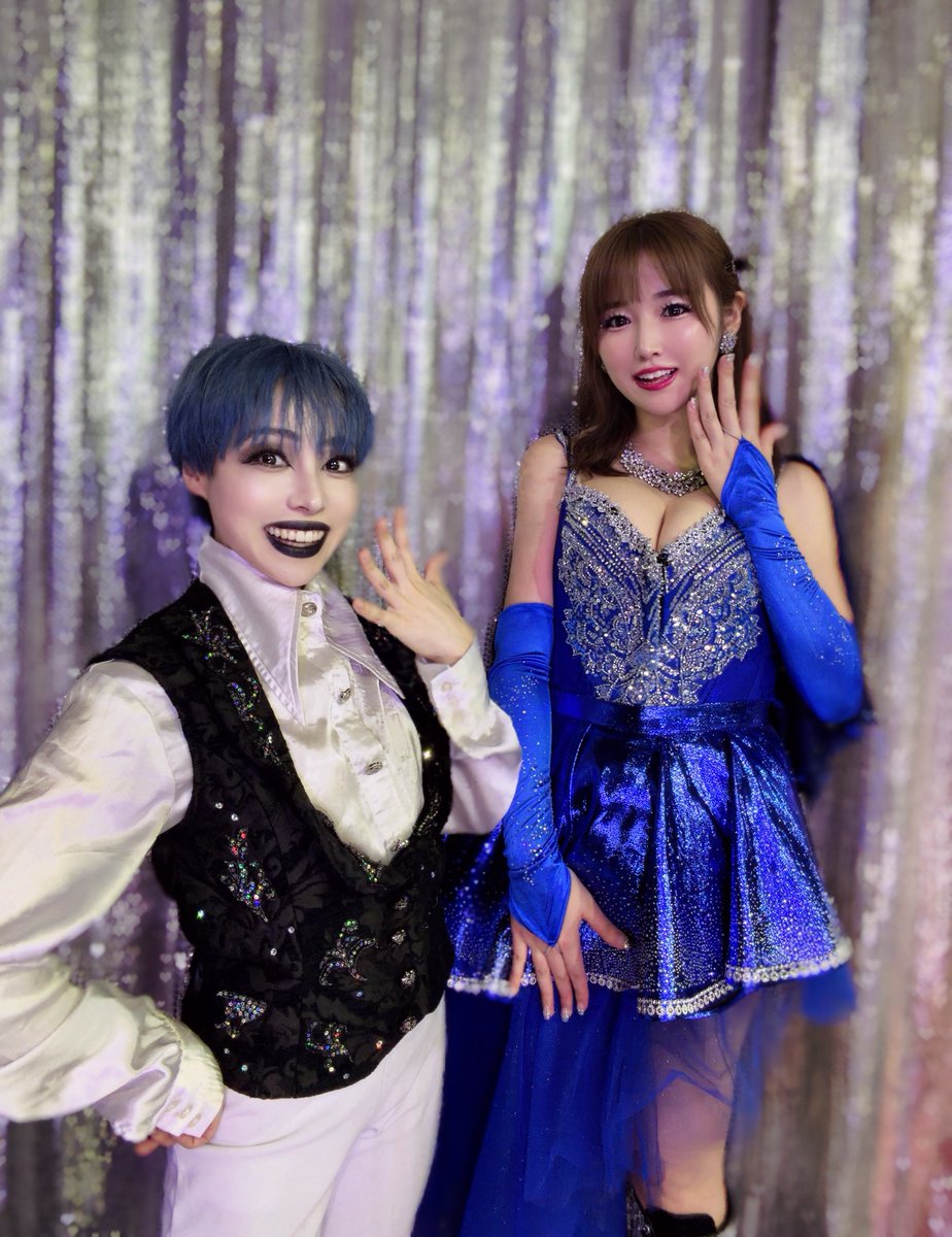7mim_sub's tweet photo. 【9日目】

🎶𝙜𝙤𝙤𝙤𝙤𝙙 𝙢𝙤𝙧𝙣𝙞𝙣𝙜!🎶

私のストリップデビューから、ご一緒の菜緒姐さん✨一緒に乗るたびにデビューの頃思い出してエモエモな気持ちになる🥴そして、今回2景まだ観てないのだけど噂によるととんでもないとのこと👀早く観なきゃ！！！いつも優しく話しかけてくださって、本当に大好きです！涙
#浅草ロック座
#PERSONA2nd