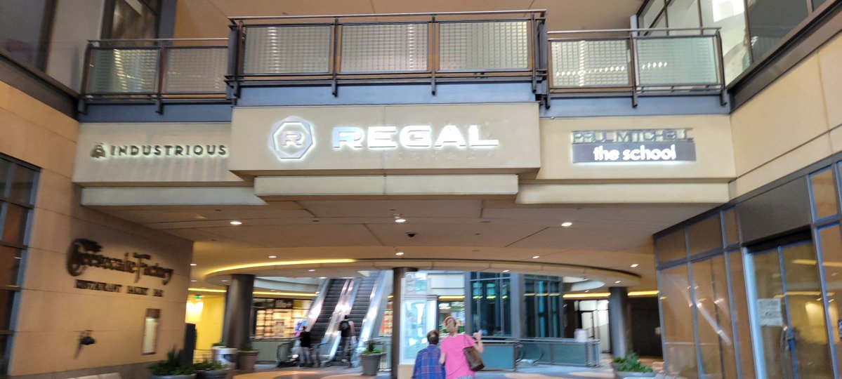 Disneyfan9523's tweet photo. I'm Here At The Regal Sherman Oaks Theatre At The Sherman Oaks Galleria Mall Getting Ready To See Dreamworks New Animated Film Called Forgotten Island. #ForgottenIsland #DreamWorksAnimation #UniversalPictures #UniversalStudios #NBCUniversal #Regal #RegalCinemas https://t.co/b0tr8gDj1W