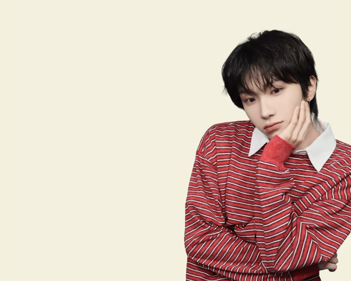 061129gif's tweet photo. #운학 #WOONHAK 

포토이즘 https://t.co/rC9sfTGVhJ