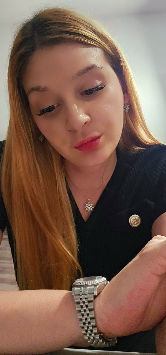 MidnightVaultXx's tweet photo. Still checking the time… ⌚

I wonder how long you’ll make Mistress Midnight Vault wait.

The Vault is open.
I’m waiting. 🖤🔒

Are you going to make your move… or keep watching?

https://t.co/Az7kYnsKsv

#Findom #Domme #Mistress #FinancialDomination #PayPig #DebtKeeper https://t.co/NT1DwREvLM