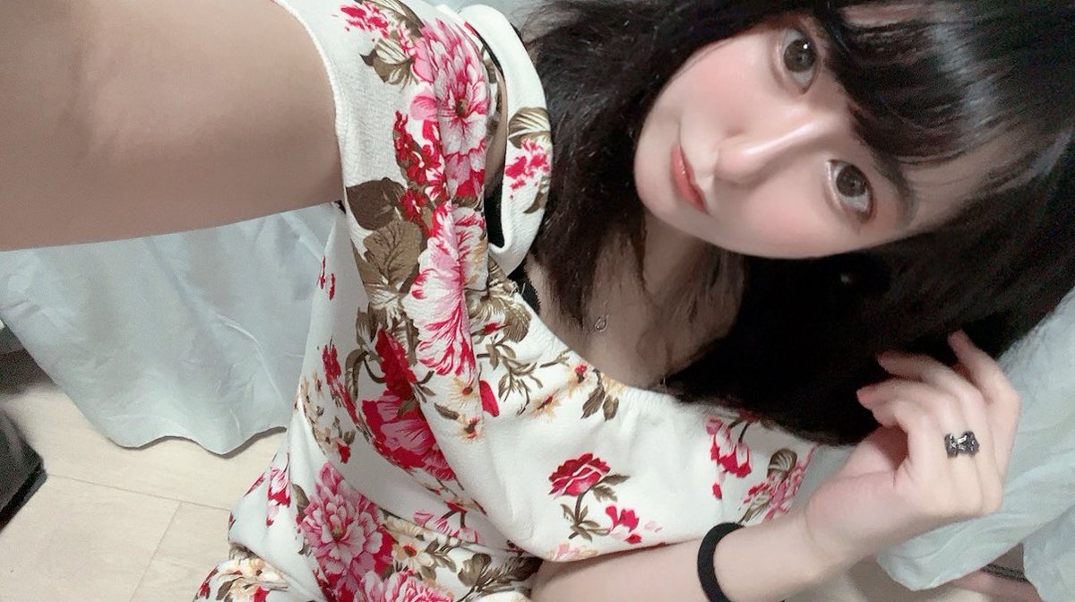 Kurea75a's tweet photo. 9/29(火)おはぴよ⸜🐣⸝
昨日もご予約ご指名ありがとう🫶
お礼日記後で書くね💌
今日も雨がすごい☔️
来てくれるか心配なんだけど
急遽12:00~18:00出勤になりました❣️
ご予約お待ちしております(*˙˘˙*)❥❥
#拡散希望RP協力お願いします https://t.co/SBcSZpcjH2