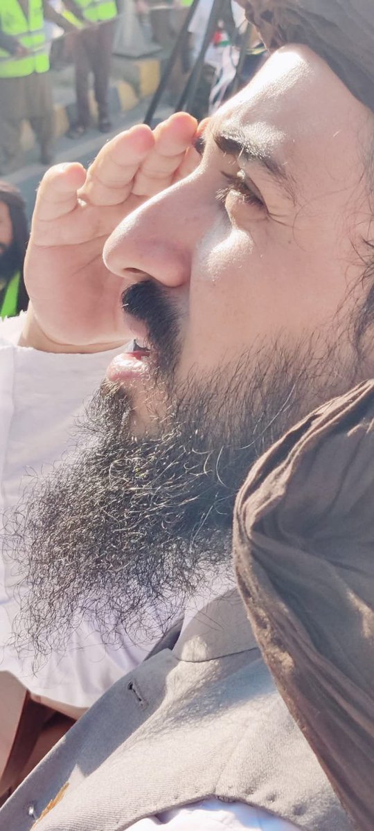 knz_14_'s tweet photo. میرے قائد کی خیر ہو یارب🤲🏻🥺 https://t.co/GnYxktOE7M