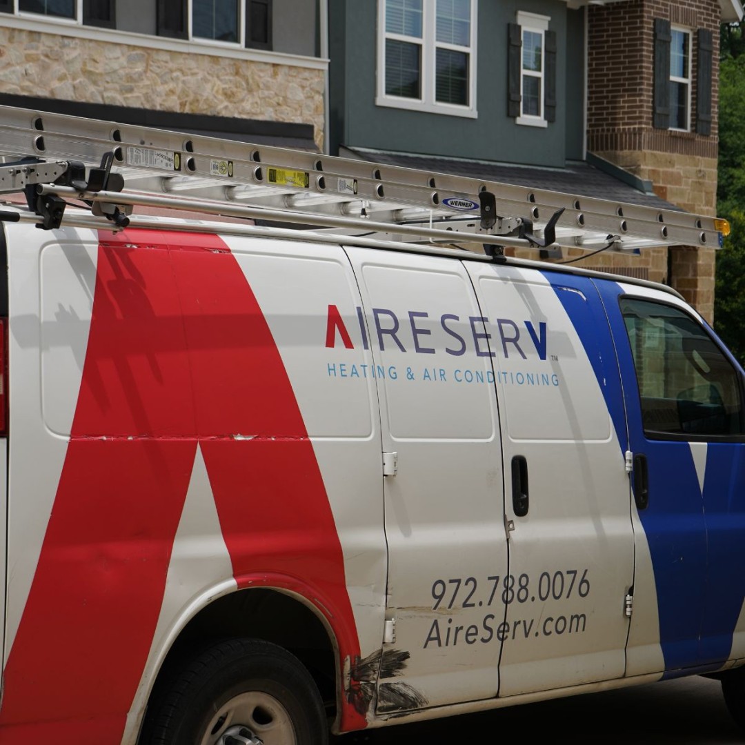 AireServDFW's tweet photo. Your AC made it through a Texas summer. ☀️ Now see how it held up.

Months of heavy cooling can reveal wear, airflow concerns &amp; performance changes. Fall is a smart time for a Dallas HVAC system check. 🔧🍂

📲 (469) 699-8406

#DallasHVAC #HVACMaintenance https://t.co/bQGLbk0qwa