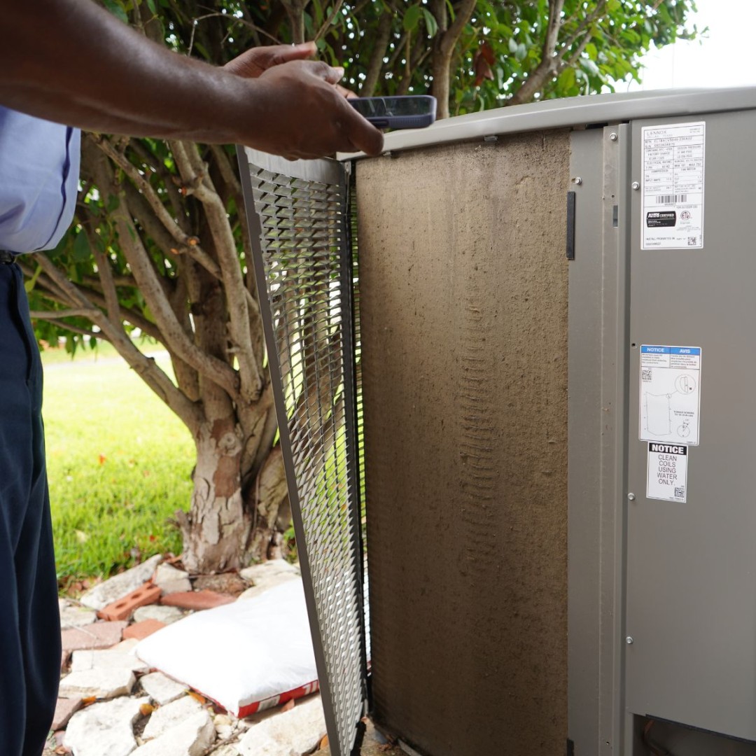 AireServDFW's tweet photo. Your AC made it through a Texas summer. ☀️ Now see how it held up.

Months of heavy cooling can reveal wear, airflow concerns &amp; performance changes. Fall is a smart time for a Dallas HVAC system check. 🔧🍂

📲 (469) 699-8406

#DallasHVAC #HVACMaintenance https://t.co/bQGLbk0qwa