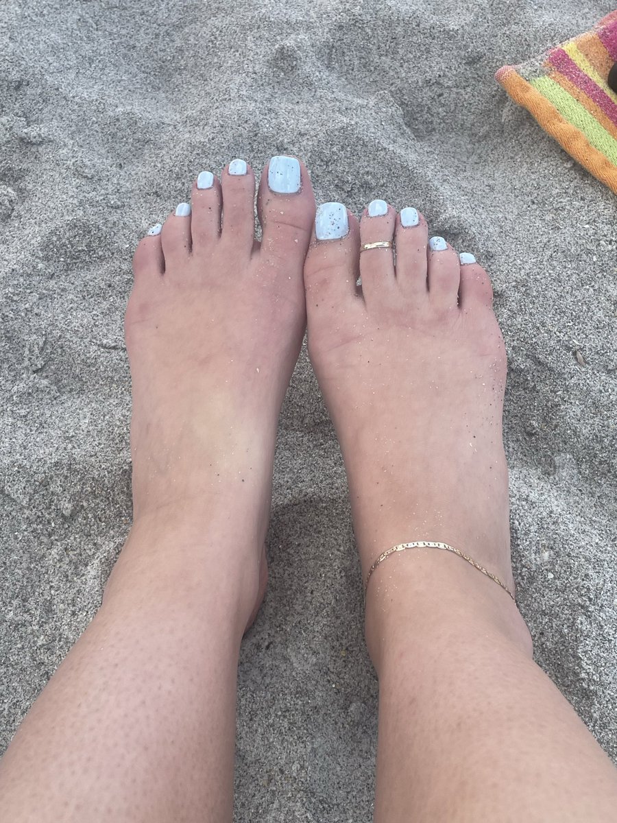 ASMHIGHLIGHTS's tweet photo. Should I get these toes back on the scene? https://t.co/HWEmjTE10f