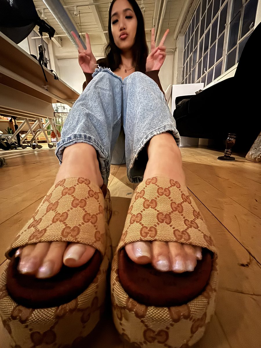xoxo_vivianne's tweet photo. Send if u twitched from my toes https://t.co/JghWXPzqDB