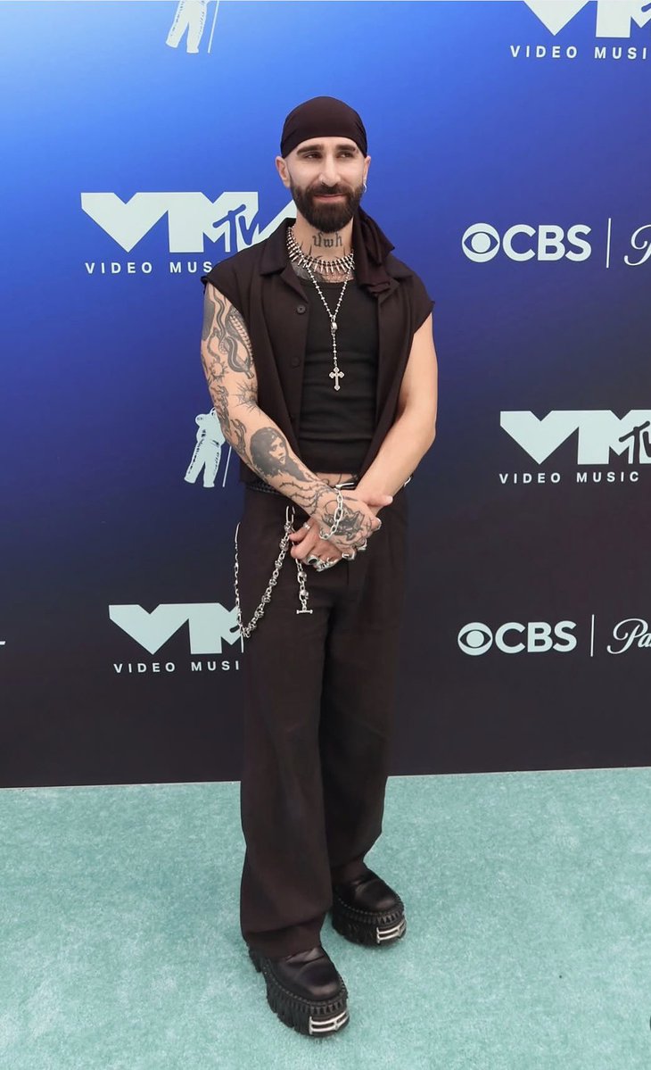 paulabrahamiann's tweet photo. 2026 VMAR’S with #cbstv family #bigbrothercbs #survivorcbs 🫶forever grateful #vmas a childhood dream come true 😭 https://t.co/jXjUmfMNbs