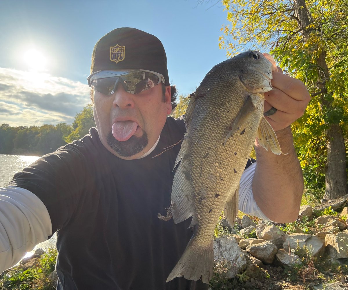 tucksports's tweet photo. YUCK!!! Stinky slimy season has officially begun. #mnfishing https://t.co/gUbLAN5BEK
