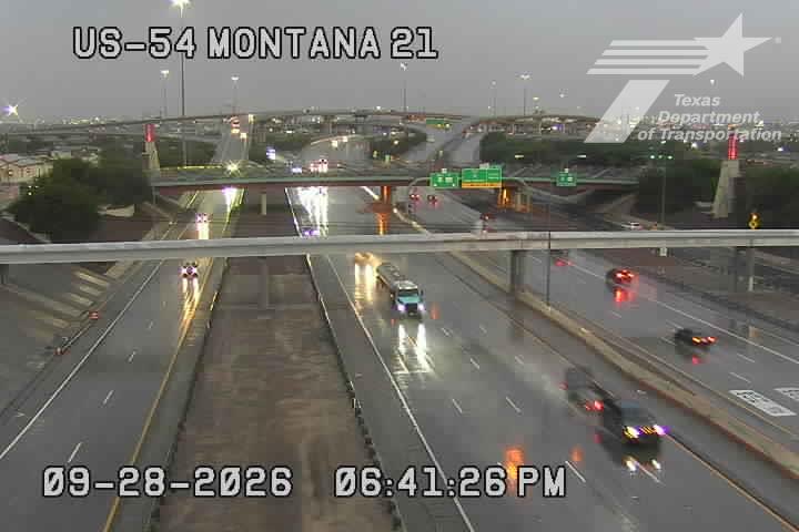 DianaGomezTV's tweet photo. ⛈️ It’s raining once again across the Borderland, and roadways are slick. Avoid driving through standing water, leave plenty of space between you and the vehicle ahead. Drive with extra caution and stay safe! 🚗

#EPTraffic #Roadways #ElPasoTexas #WeatherWarn #TurnAroundDontDrown https://t.co/mU5b5xvcCb