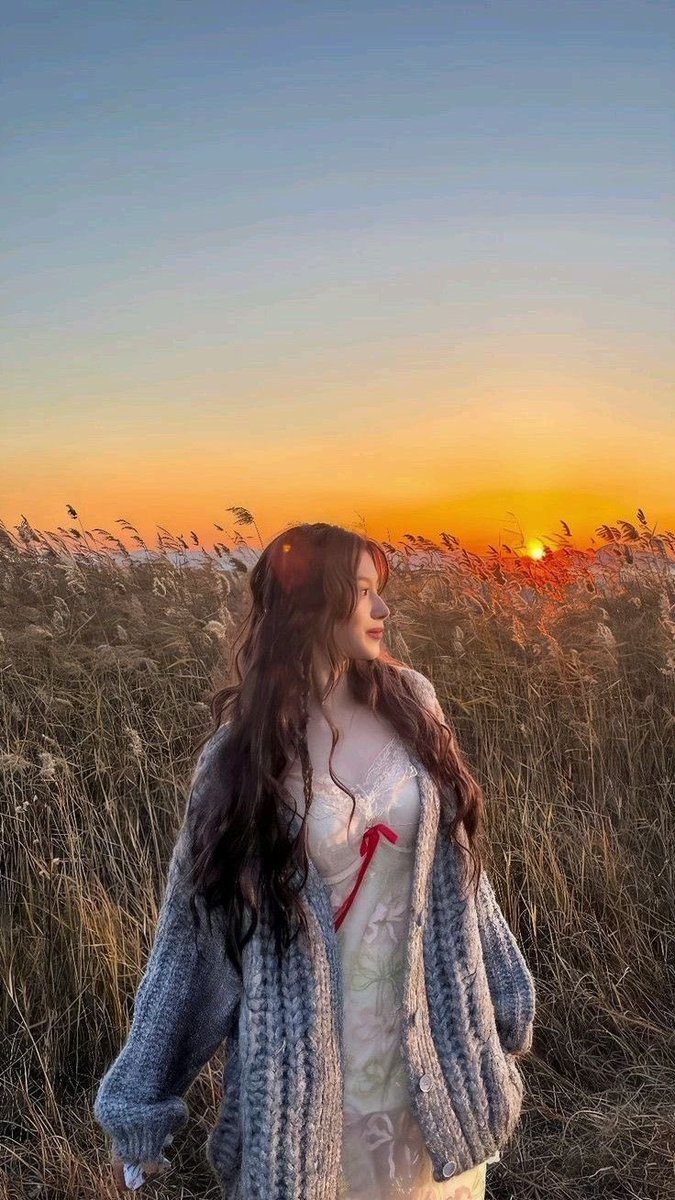 baezh3art's tweet photo. ᅟᅟᅟ     . . . ☀️ https://t.co/WNWQAQibJT