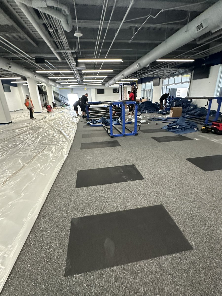 RaiderBuilt's tweet photo. THIS PLACE IS COMING TO LIFE!
Weight room going in. Fans are moving. Padding is going up. Lockers are being installed. Flooring is being laid.
It’s all starting to come together, and we’re getting closer!
A new home for the Raiders.
RAIDER BUILT.
#RaiderBuilt #OTOT https://t.co/nRirLAZOiX