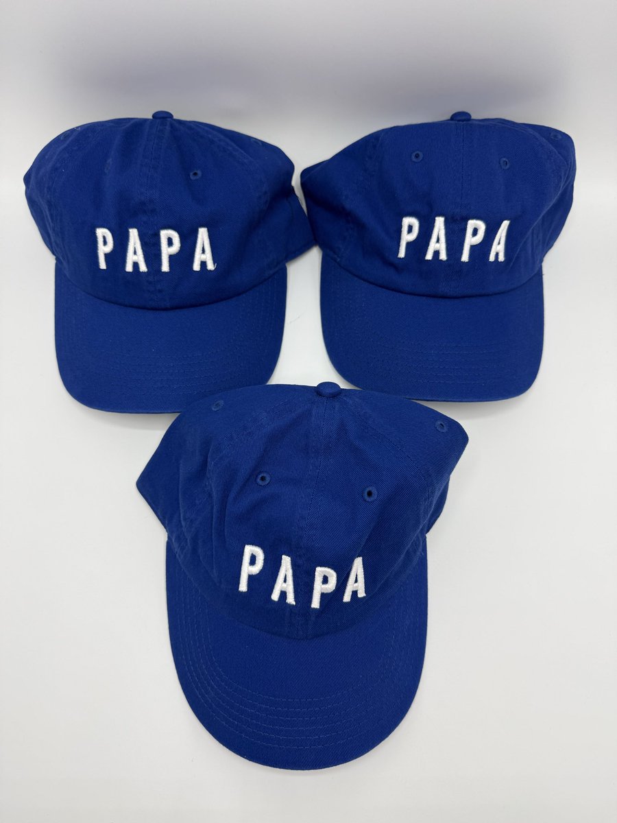 FMJDiary's tweet photo. New autographed items now available in our @eBay store!

Blue "PAPA" Baseball Hat Cap Signed In White By @MatthewModine! Only 3 available! #StrangerThings 

https://t.co/p8z49GFXqf https://t.co/TfGtRF1Plh