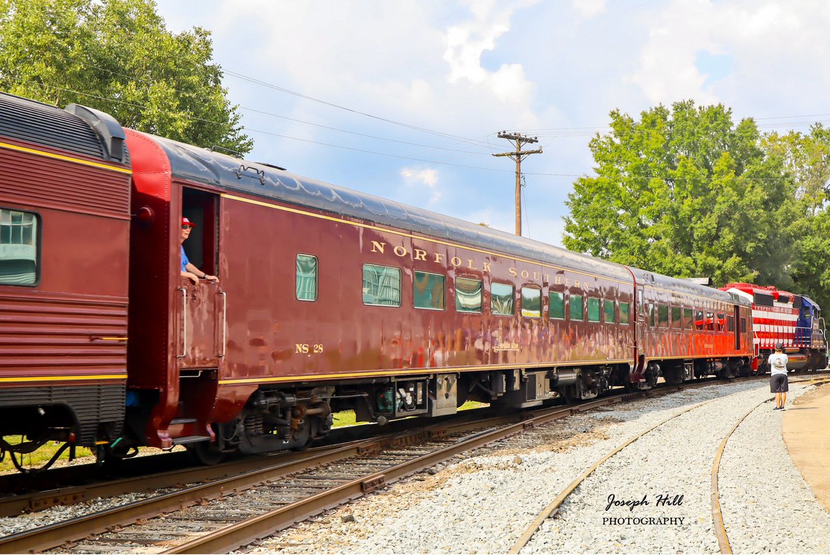JosephHill3794's tweet photo. My photos of the America 250 Locomotive Celebration at N.C. Transportation Museum

🚂🇺🇸❤️🤍💙2️⃣5️⃣0️⃣

#NCTransportationMuseum 
#Trainspotting #Railfanning #RailFan 
#RailLife #NCByTrain #Locomotives #Trains #America250 #NorthCarolina #SpencerNC #VisitNC https://t.co/eD6rVGGZo5