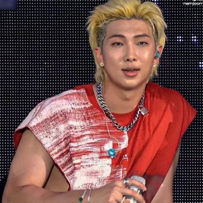 namjoonie_kr's tweet photo. https://t.co/tBt8lMauvf