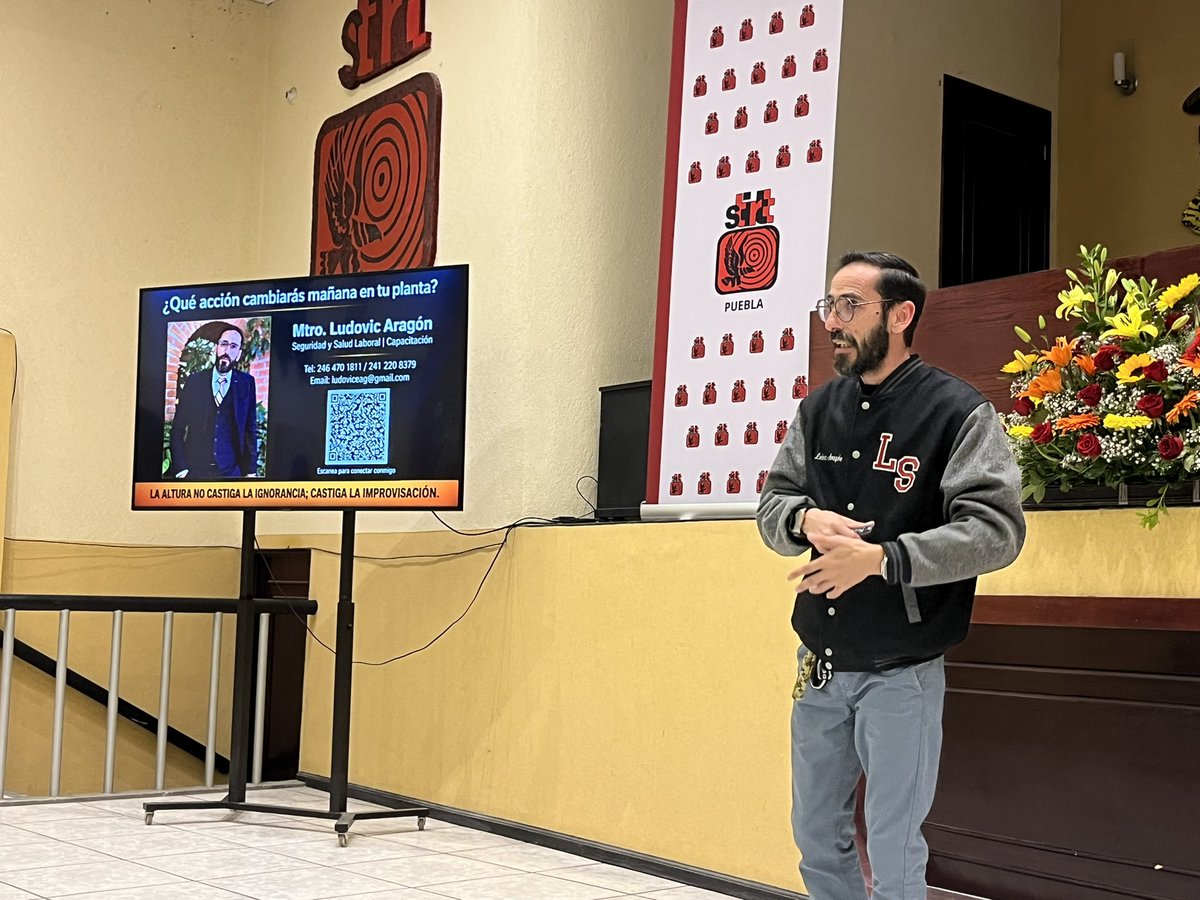 StirttPuebla's tweet photo. Con mucho agrado fuimos sede en la clausura de la Semana Estatal de Seguridad Y Salud en el Trabajo del Estado de Puebla, mucho que analizar y reflexionar de la importancia en la capacitación y todo lo que conlleva al cuidado de la salud en los centros laborales #CCESST, #STIRTT https://t.co/J7m5HeqsoC
