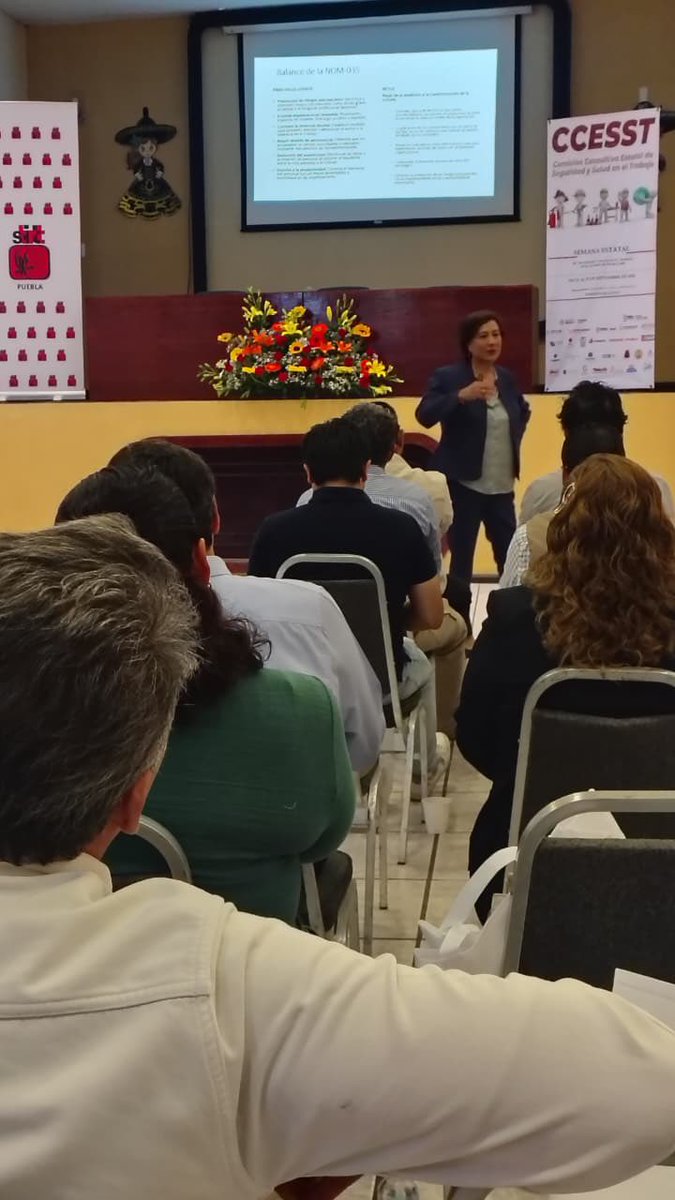 StirttPuebla's tweet photo. Con mucho agrado fuimos sede en la clausura de la Semana Estatal de Seguridad Y Salud en el Trabajo del Estado de Puebla, mucho que analizar y reflexionar de la importancia en la capacitación y todo lo que conlleva al cuidado de la salud en los centros laborales #CCESST, #STIRTT https://t.co/J7m5HeqsoC