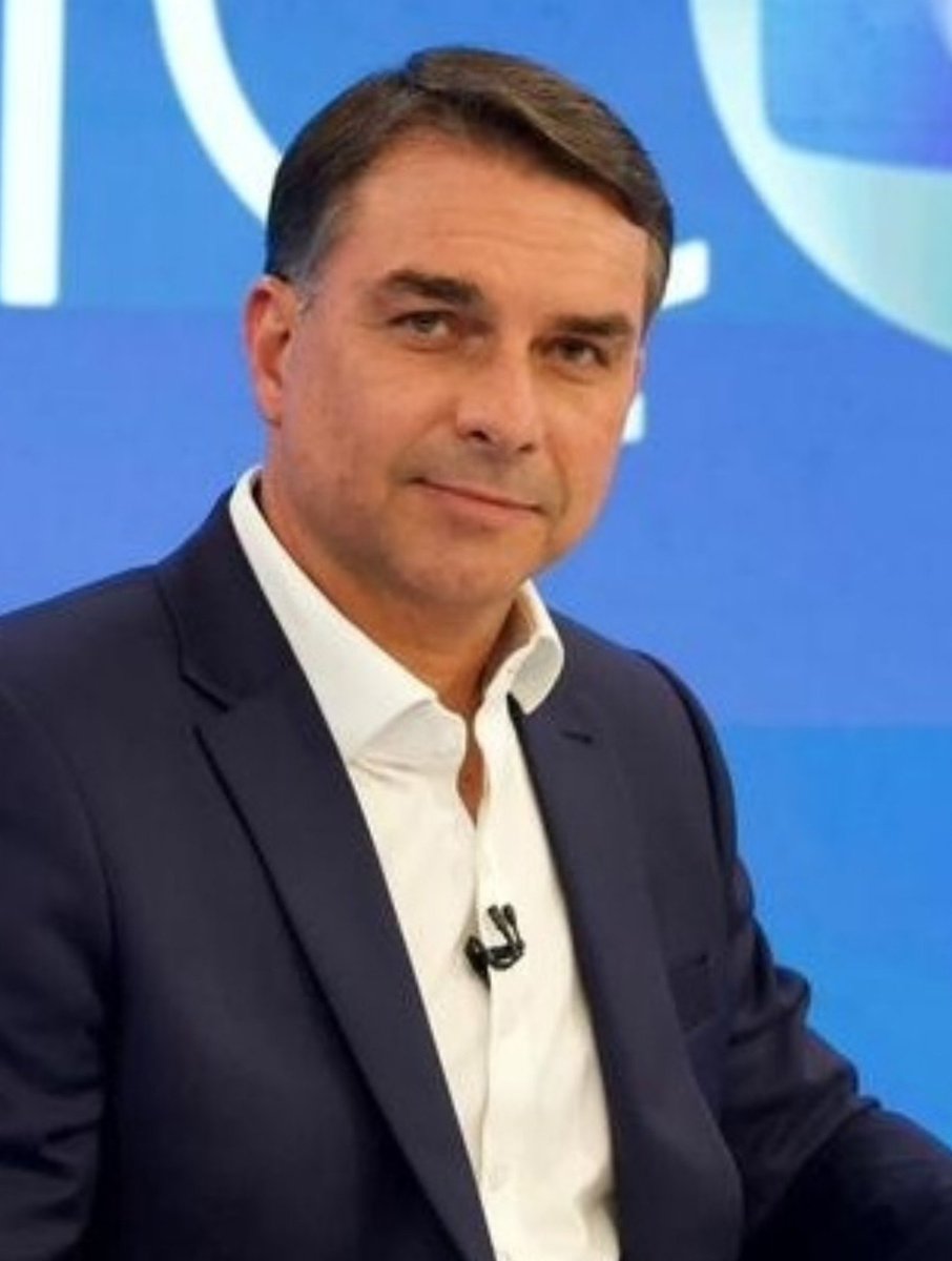 NP__Oficial's tweet photo. Papa diz que extrema direita não é "expressão autêntica"  do cristianismo https://t.co/aku53ZYsUy