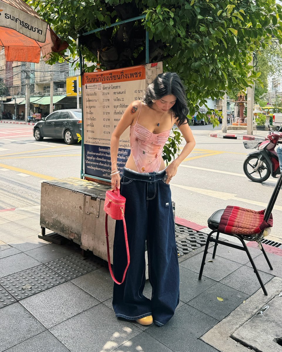 switchfryda's tweet photo. もし魔法が使えるなら、今すぐ君のそばに飛んでいきたいな。みんなはどう感じる？ 💬👊
YpE https://t.co/amlFUP2iCz