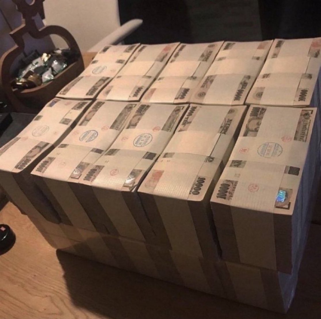 ksato3909's tweet photo. もし本日1億円を受け取ったら、何に使いますか？🤔💴

1 借金を返済する

2 投資してください

3 それを使って生活をより良くしてください https://t.co/XfN0EmoRL6