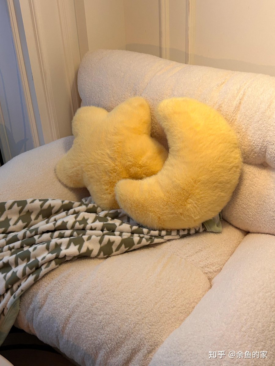 ApriIf0ur's tweet photo. Warm and glutinous ape neck, a cozy little treat that melts the heart~ https://t.co/v2Co0p9SpW