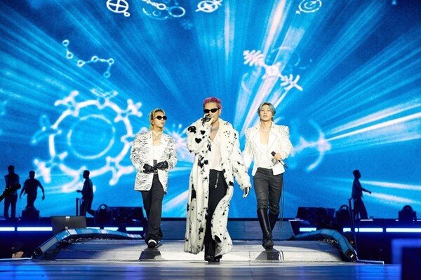 eramoreugedda's tweet photo. 📸 BIGBANG XX COSMOS in London 

©️ YGE via Naver https://t.co/ZekUOOO3Tl
