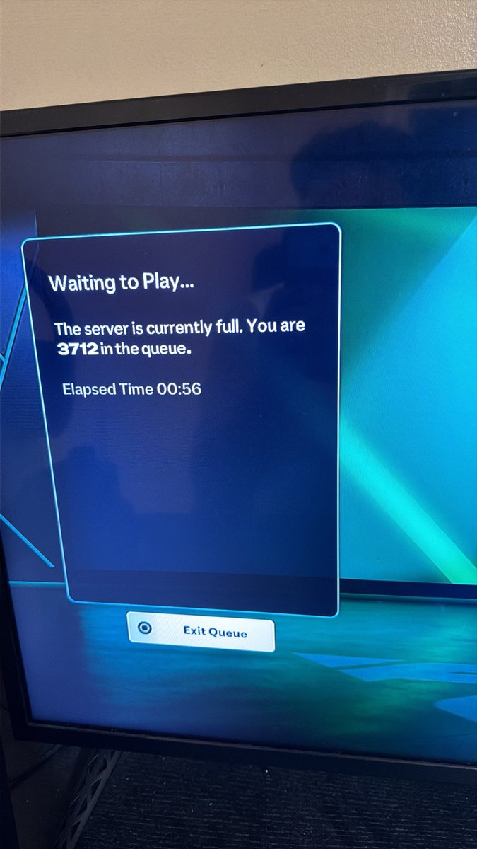 Simon99Hanna's tweet photo. @EASFCDirect So people buy FC 27 Ultimate + for over $200 and they gotta wait to play The Grounds?!

BILLION DOLLAR COMPANY BY THE WAY.
FIX YOUR SERVERS EA.

#EAFC27 https://t.co/XRsR3wgWpX