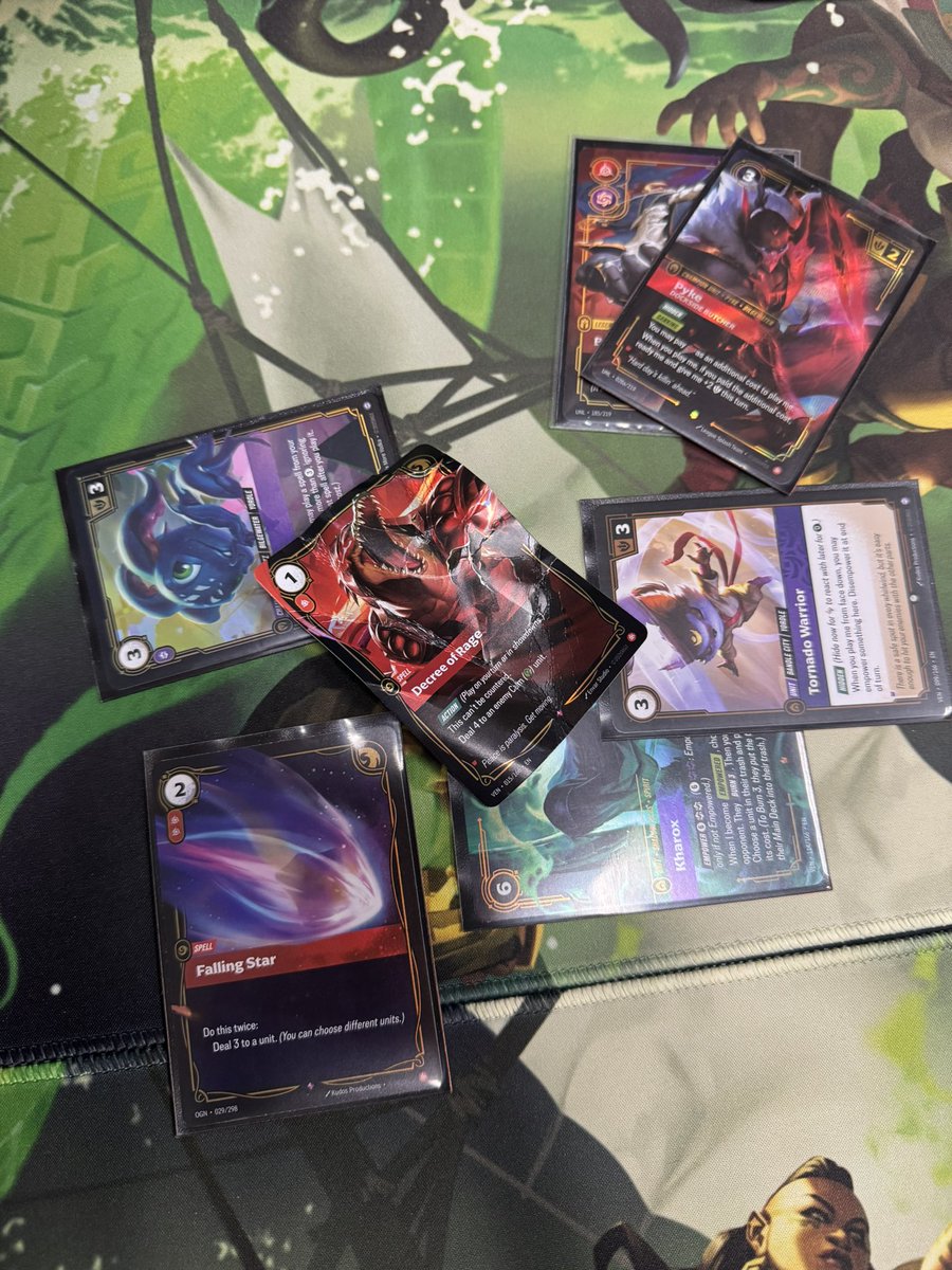 AdamSternTCG's tweet photo. Took out my Rage on Decree of Rage #KharoxKoppedMyFizz #FallingStar #AHAHHAHAHAHAAHAHHA https://t.co/H5U8rrFzvD