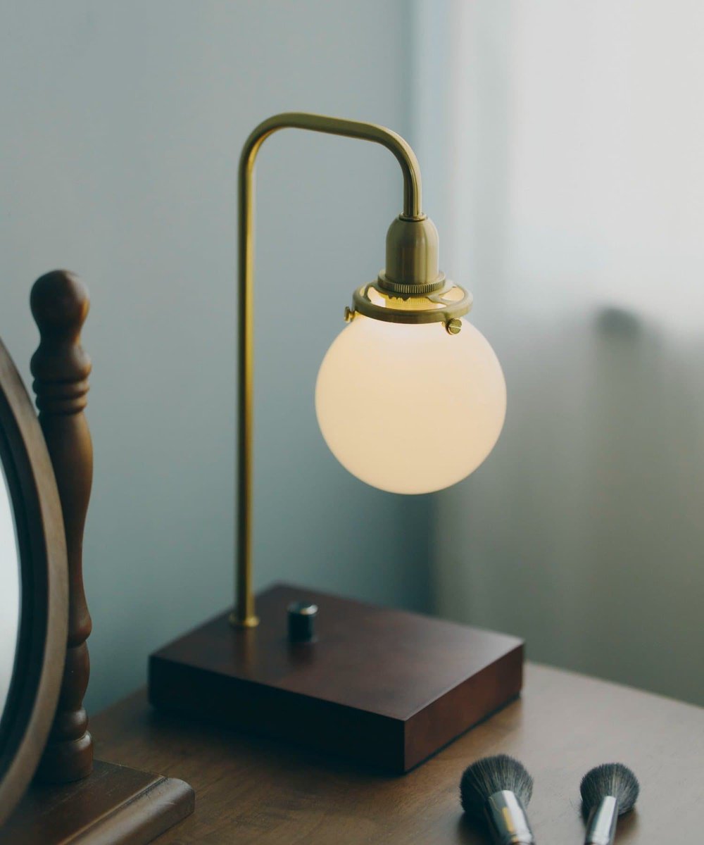 salut_shop's tweet photo. 今週もサリュから新作ライトが登場します💡

【10月2日㊎発売】
・アンティークフリルLEDライト　¥2,200

【10月3日㊏発売】
・バブルLEDライト　¥5,500

商品ページはこちら→https://t.co/zQllg0Xrng https://t.co/b4W7eO3lGJ