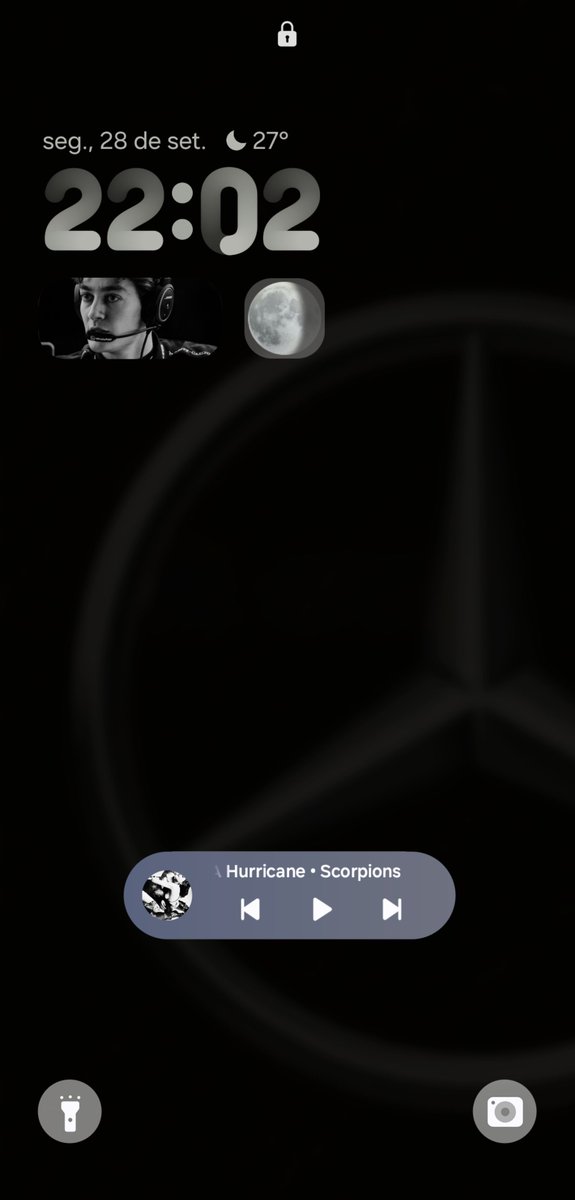 minhocretino's tweet photo. perfil / tela de bloqueio / última música reproduzida / pinterest https://t.co/NYqzQhPBcA