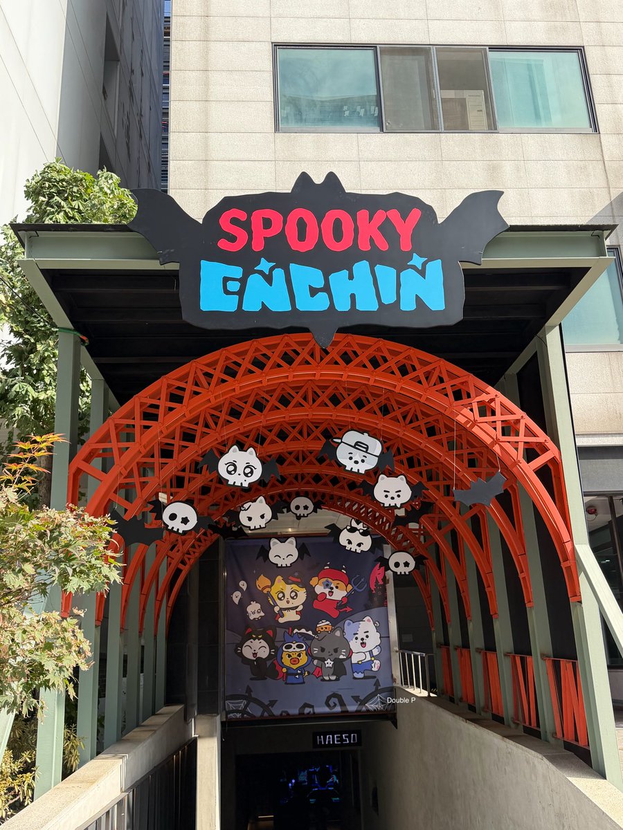 praewdoublep's tweet photo. ENchin น่ารักอะ 🥹🖤🦇 #ENCHIN https://t.co/VHWRxR8Mdp