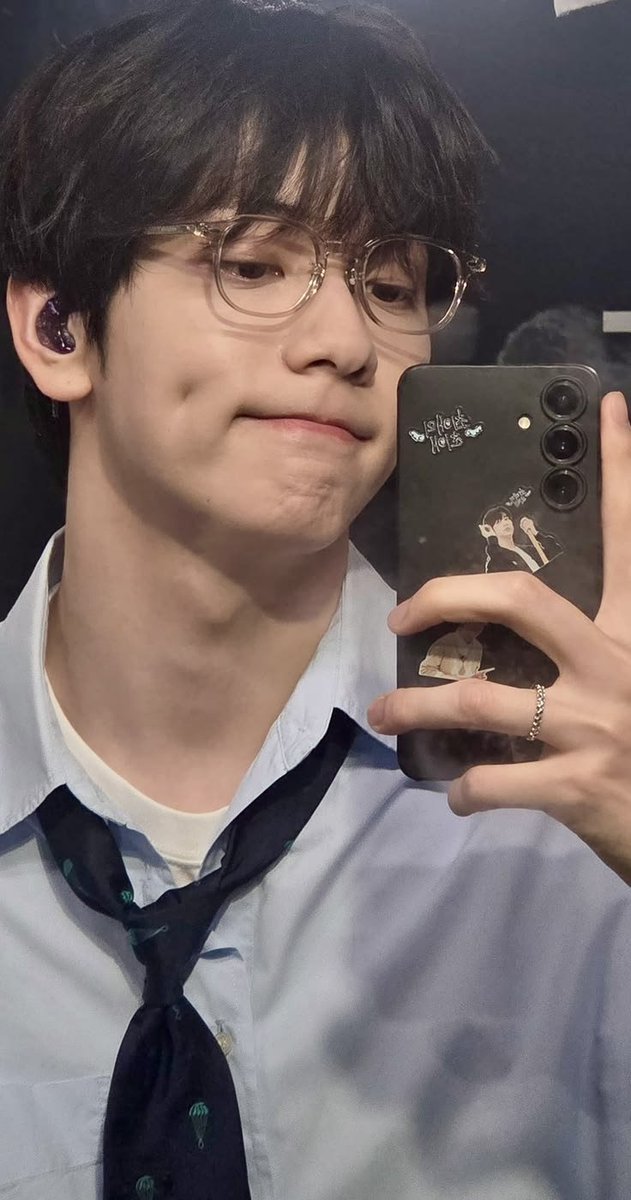 BaraBaskaraa_'s tweet photo. Off to work! Traffic kali ini sambil dinyanyiin sama mba pacar 😋 (misal) https://t.co/06UD4INR1Y