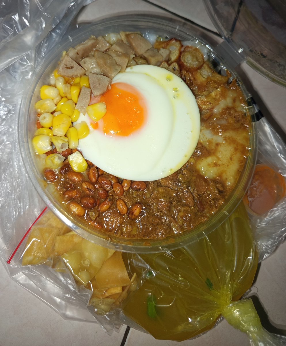 awaaddisini's tweet photo. makaciii kak gogowww @ayy_lavU https://t.co/oGPlRO0Kze