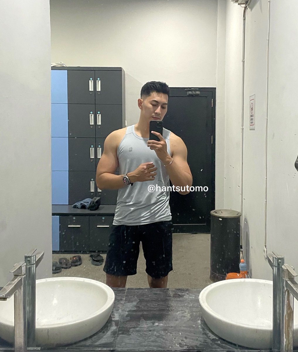 hantsutomo's tweet photo. Dada orang2 kok pada bisa bulet ya?! Tipsnya dong! 😅 https://t.co/QHXj32HKA2