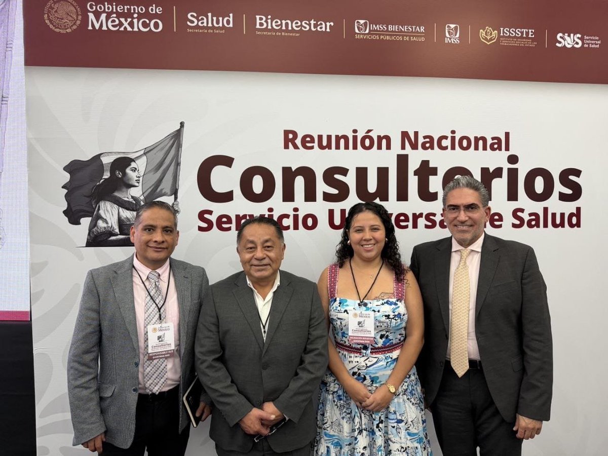 FlavioCarlosRo's tweet photo. @Claudiashein Como bien lo señala nuestra Gobernadora @MaraLezama, la salud es un derecho de todas y todos. 🫂

Los futuros consultorios SUS brindarán atención médica oportuna a las familias quintanarroenses, sin importar su derechohabiencia ni la institución.

#CuidarEsTransformar 🩺♥️ https://t.co/LyZ3DmJXLA