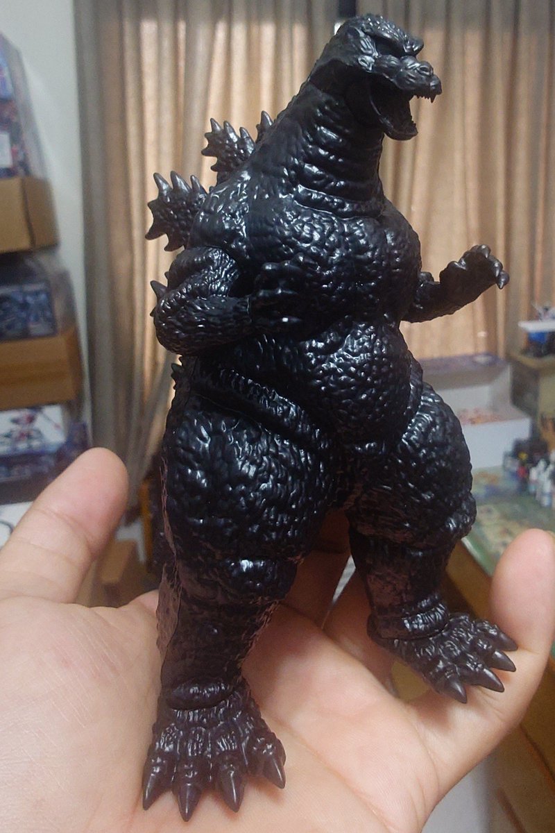 KumaLin555's tweet photo. TMK平成哥吉拉，組起來跟負一哥一樣大
#ゴジラ� #godzilla
#kaiju https://t.co/IcjwtwxUFi