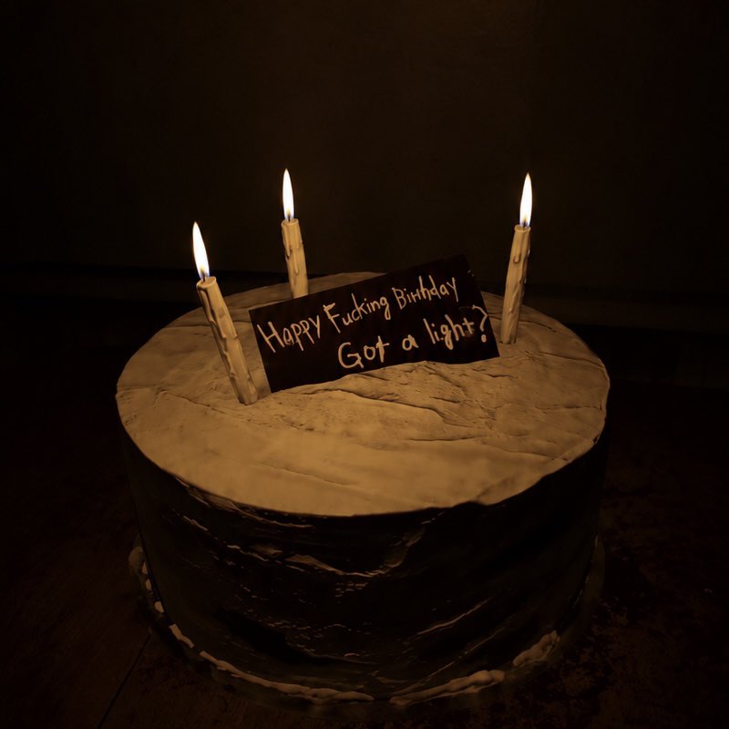 iiiam__1's tweet photo. i’ts my birthday 🎊🖤 https://t.co/Zu9GyxXvLR