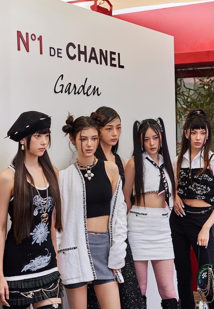 summerskieshao's tweet photo. these two events and how they have successful debut, these Chanel and Dior really shows their presence and unique visual https://t.co/7d3xFxmlrm