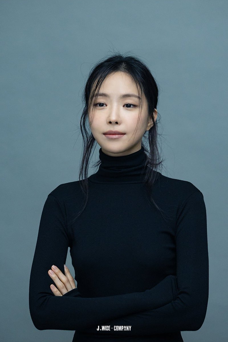 kjaewonupdates's tweet photo. [0929] #궁에는개꽃이산다 #TheWickedQueen is scheduled to premiere in May 2027 on MBC as a Friday-Saturday drama. Filming is scheduled to take place from mid-October 2026 to mid-April 2027.

Starring Park Eunbin, #KimJaewon, and Son Naeun. https://t.co/zT0r4vS5f6