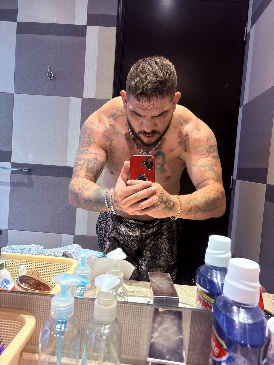 freserojr_vip's tweet photo. Buenas noches https://t.co/d58iZ8PPk4