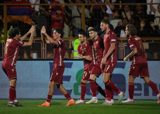 juanlp40's tweet photo. #UEFANationsLeague #GrupoC2 #Fecha2 Res Finales: #Armenia 🇦🇲 2(Artur Serobyan, Eduard Spertsyan) - #Montenegro 🇲🇪 3(Erik Piloyan e/c, Nikola Krstovic, Aleksa Latkovic), #Letonia 🇱🇻 0 - #Chipre 🇨🇾 0 https://t.co/Qrq2gPBZh9