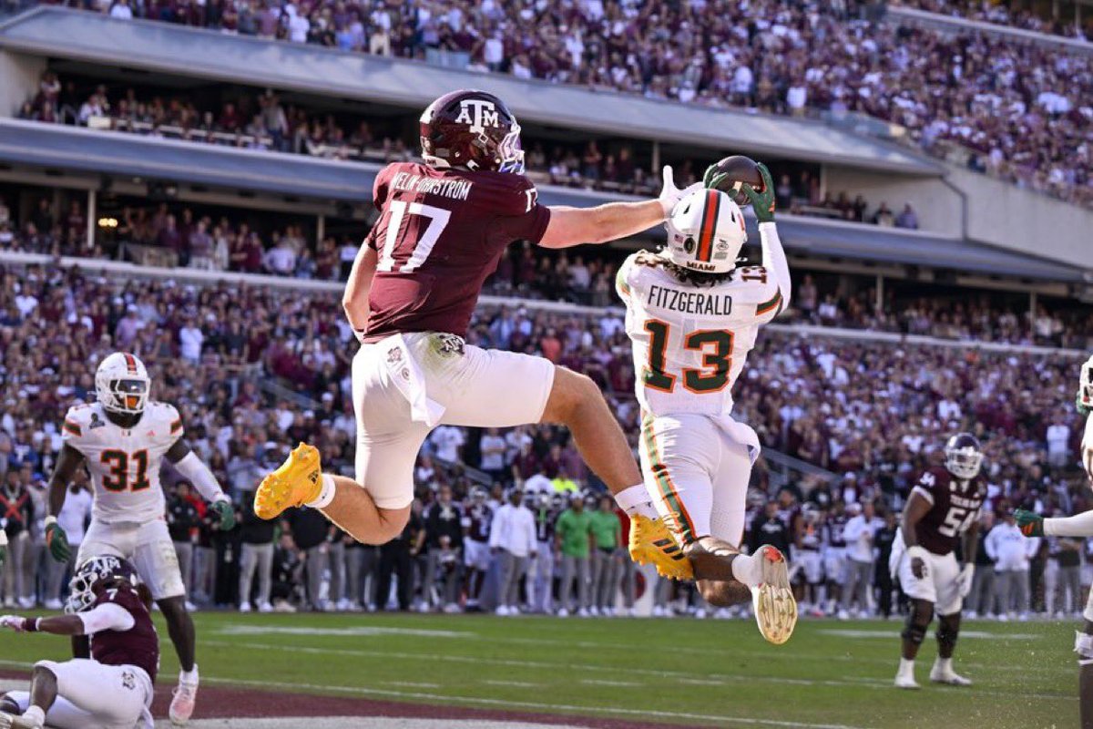 TrintonBreeze's tweet photo. Since it’s being brought up again.

I’m just going to tweet this….

Miami is 5-0 against the SEC over the last three seasons.

48-33 vs. Texas A&amp;M
41-17 vs. Florida 
26-7 vs. Florida
10-3 vs. Texas A&amp;M
31-27 vs. Ole Miss

Combined point margin: Miami 156, SEC 87. https://t.co/54AKd8yafe
