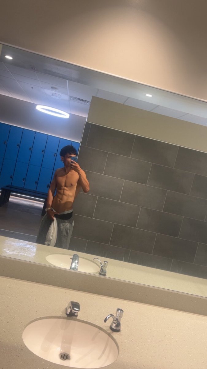 Dgooner_'s tweet photo. Gym today 
#chudai
#latino
#nsfwtwtًً https://t.co/608MomN0MK