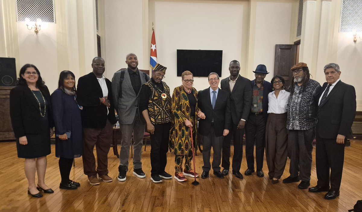BrunoRguezP's tweet photo. Sostuvimos un emotivo encuentro en @CUBAONU con miembros de la delegación de líderes afroamericanosde IBW21-PAUD, que visitó Cuba en mayo de 2026. 

Compartimos una actualización sobre la realidad de nuestro país, en el contexto del reforzamiento de las medidas de bloqueo contra el pueblo cubano y dialogamos sobre otros temas de interés mutuo.

Se constató que los vínculos históricos entre Cuba y la comunidad afroamericana son parte de nuestra memoria, nuestra identidad y una historia de luchas y solidaridad que trasciende fronteras.

#CubaNoEsUnaAmenaza El Bloqueo Sí.
