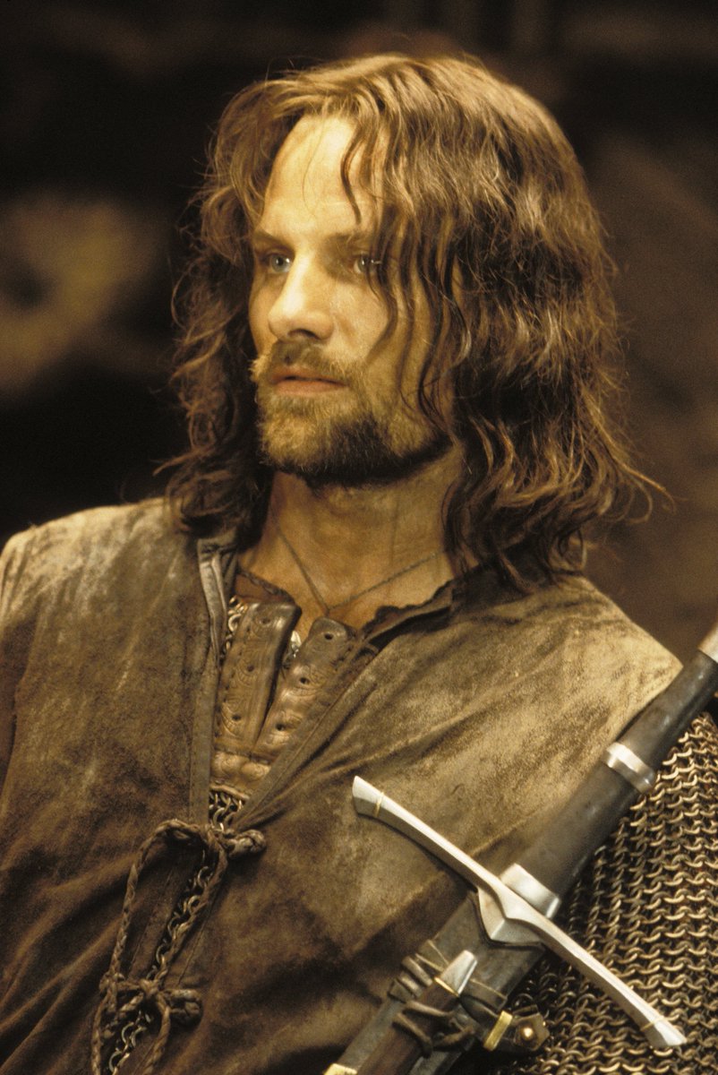 sproutinwoods's tweet photo. Take 2 cause the first one was so fun and got me thinking about some old faves! 

1. Aragorn (LOTR)
2. Angua (Discworld)
3. Ajax/Tartaglia (Genshin Impact)
4. Arthur Pendragon (Merlin) https://t.co/1K709LwAo4