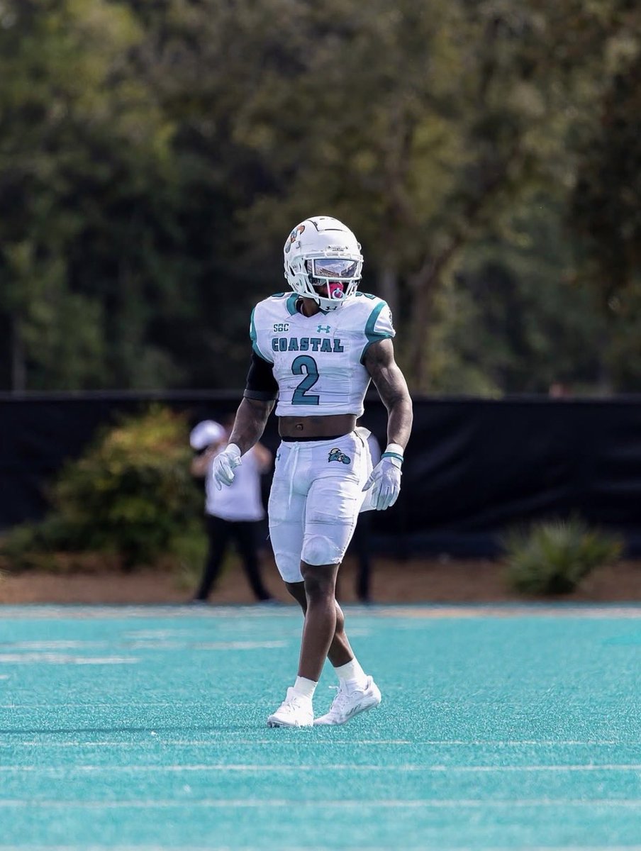 m_bullock1's tweet photo. THANK YOU GOD,Blessed to receive a offer from Coastal Carolina !!! @WaliRainer @CoachCParrott @CoachTurkPower @TimoneBrown https://t.co/b4yiqbtJJi